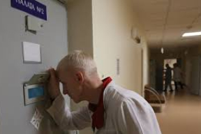 «Если человек отказывается что-либо делать, его привязывают, если он начинает возмущаться — его избивают»